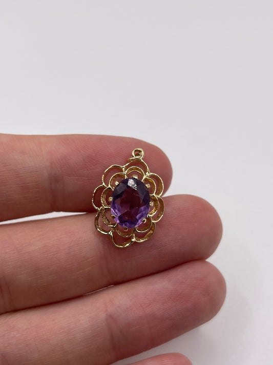 9ct gold amethyst pendant