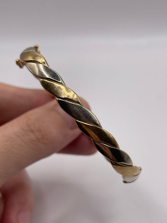 9ct two tone bangle