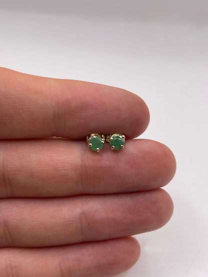 9ct gold emerald earrings