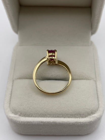 9ct gold ruby ring