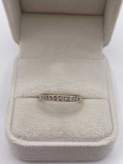 9ct gold diamond ring