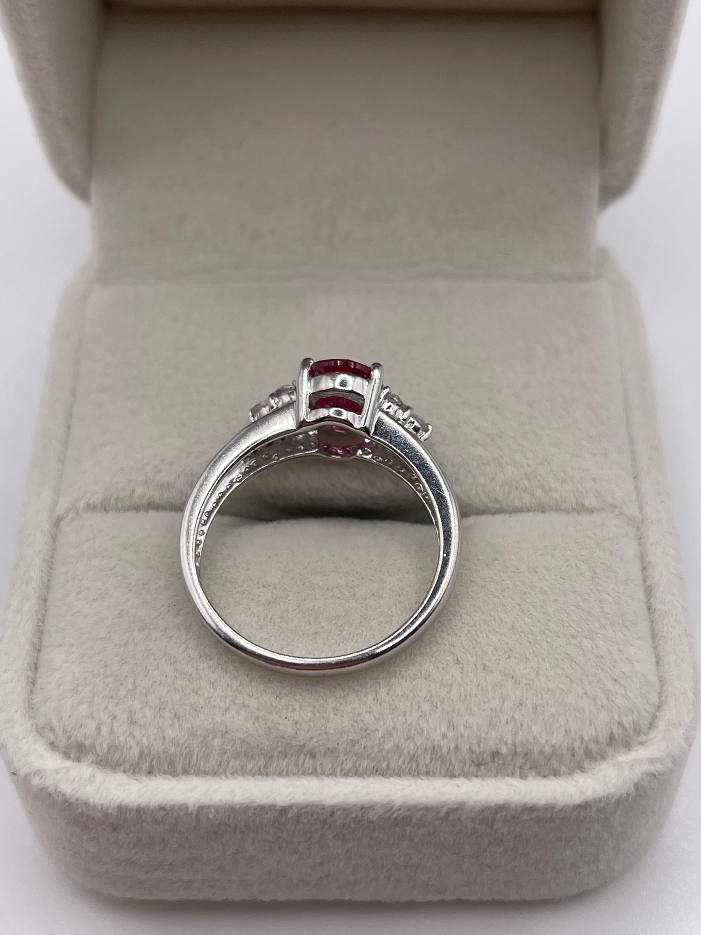 9ct white gold ruby and zircon ring