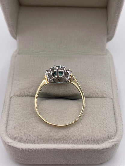 9ct gold topaz and cz ring