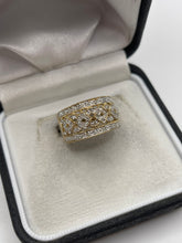 Load image into Gallery viewer, 9ct gold diamond cluster ring
