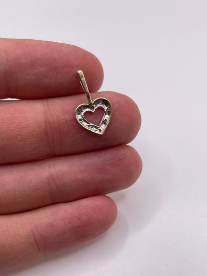9ct gold diamond heart pendant