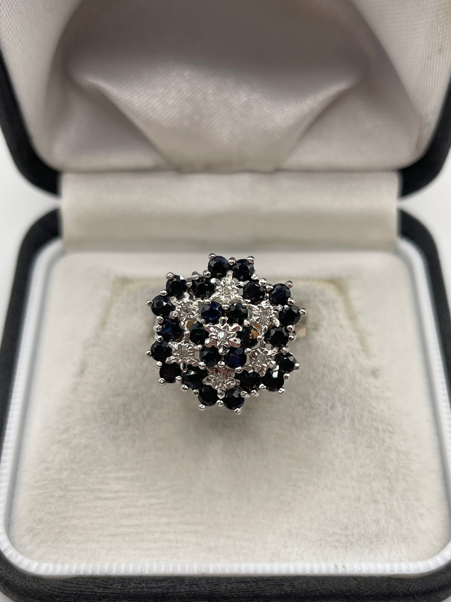 9ct gold sapphire and diamond cluster ring