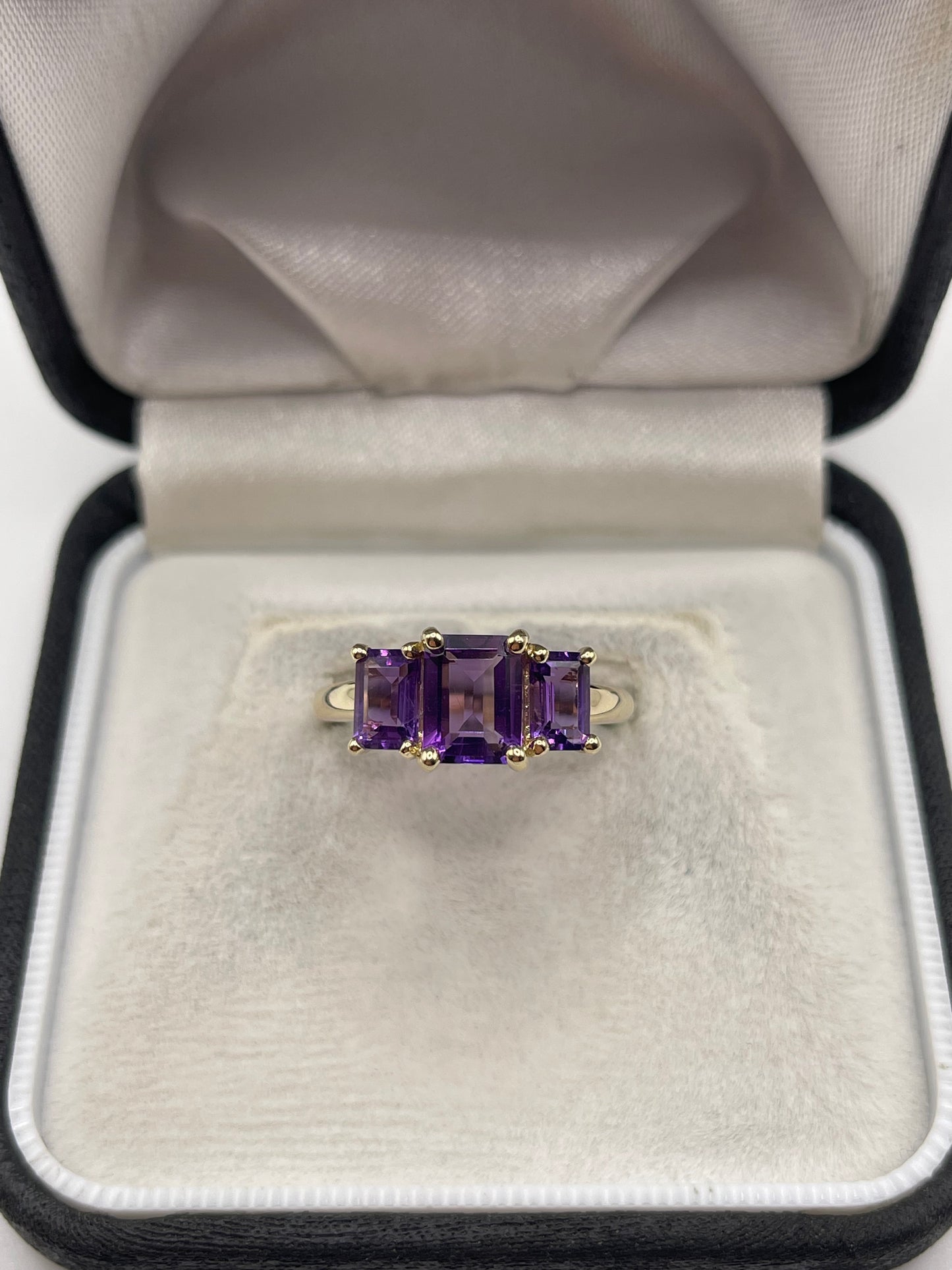 9ct gold amethyst ring