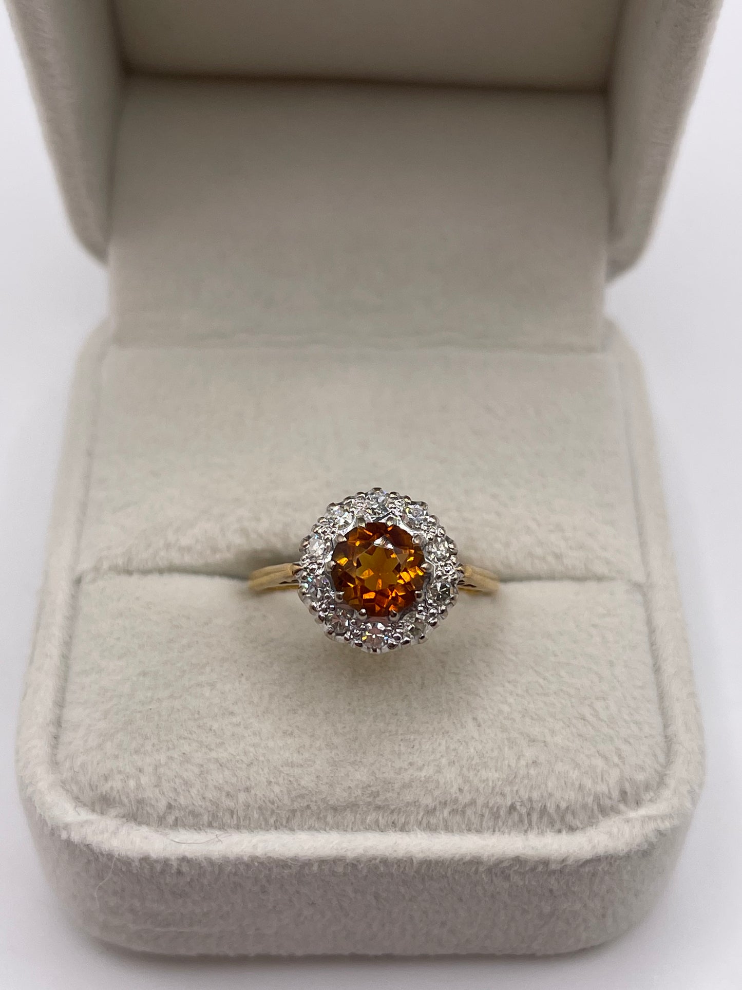 18ct gold citrine and diamond ring