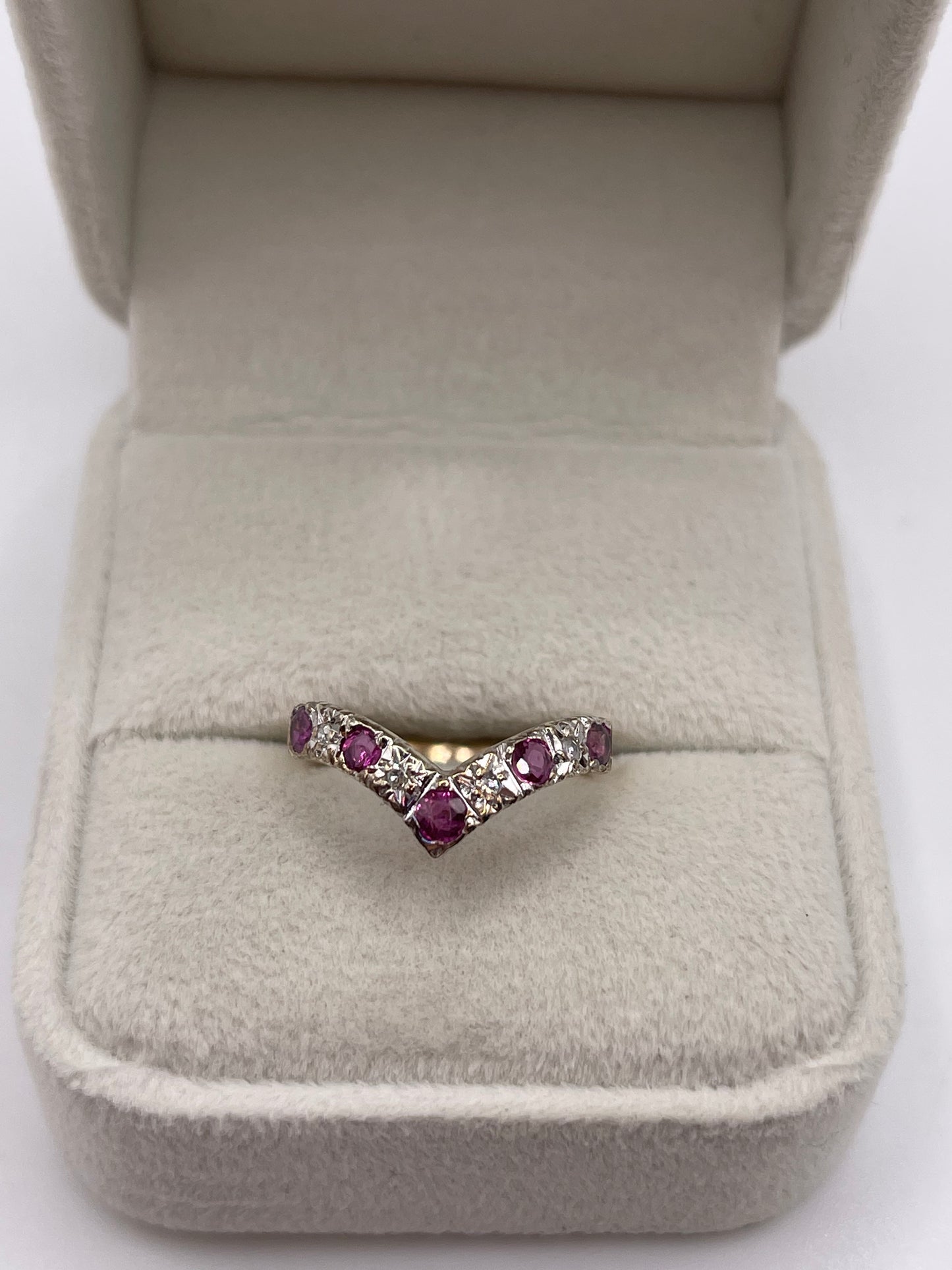 9ct gold ruby and diamond wishbone ring