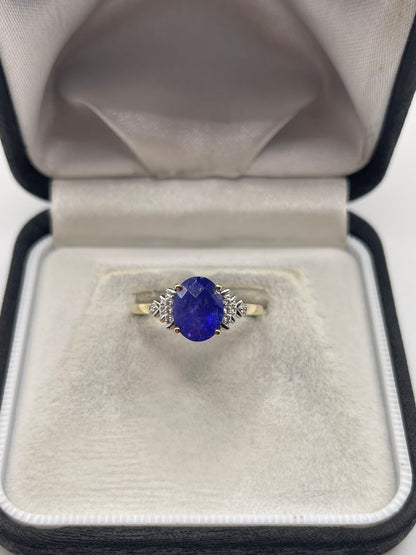9ct gold tanzanite and zircon ring