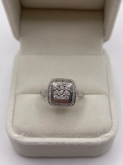 9ct white gold diamond cluster ring