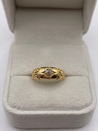 Antique 18ct gold diamond gypsy ring