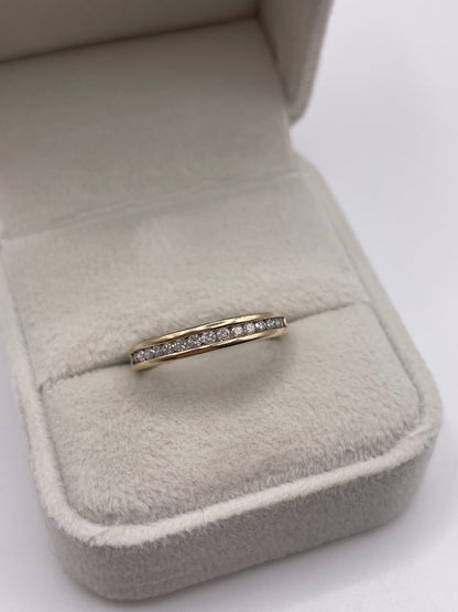 9ct gold diamond ring