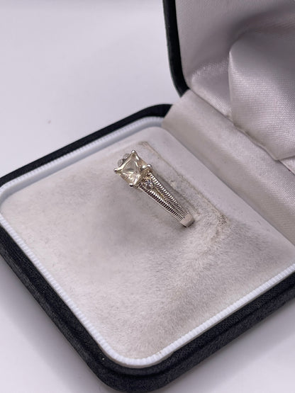 Silver topaz ring