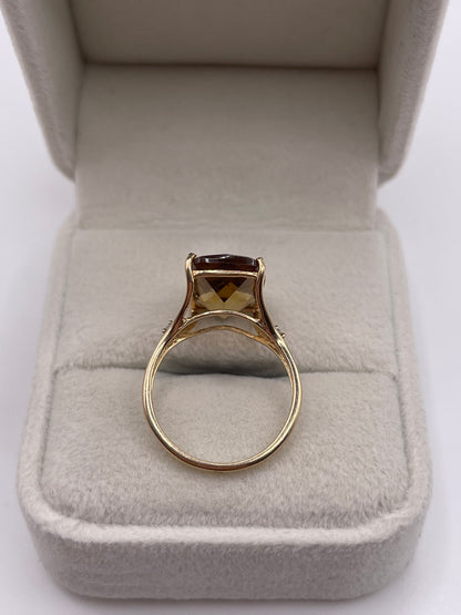 9ct gold quartz and diamond ring