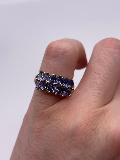9ct gold tanzanite and diamond ring