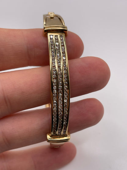 9ct gold 1.5ct diamond cluster bangle