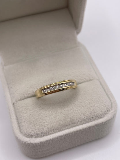 9ct gold diamond ring
