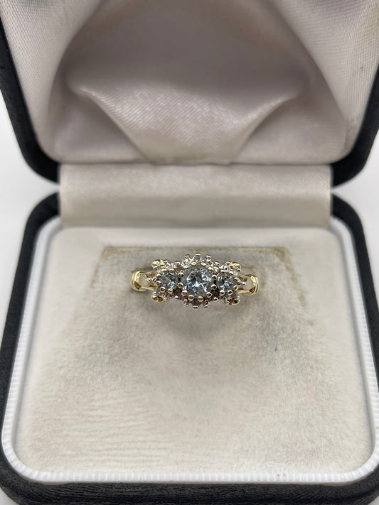 9ct gold aquamarine and diamond ring