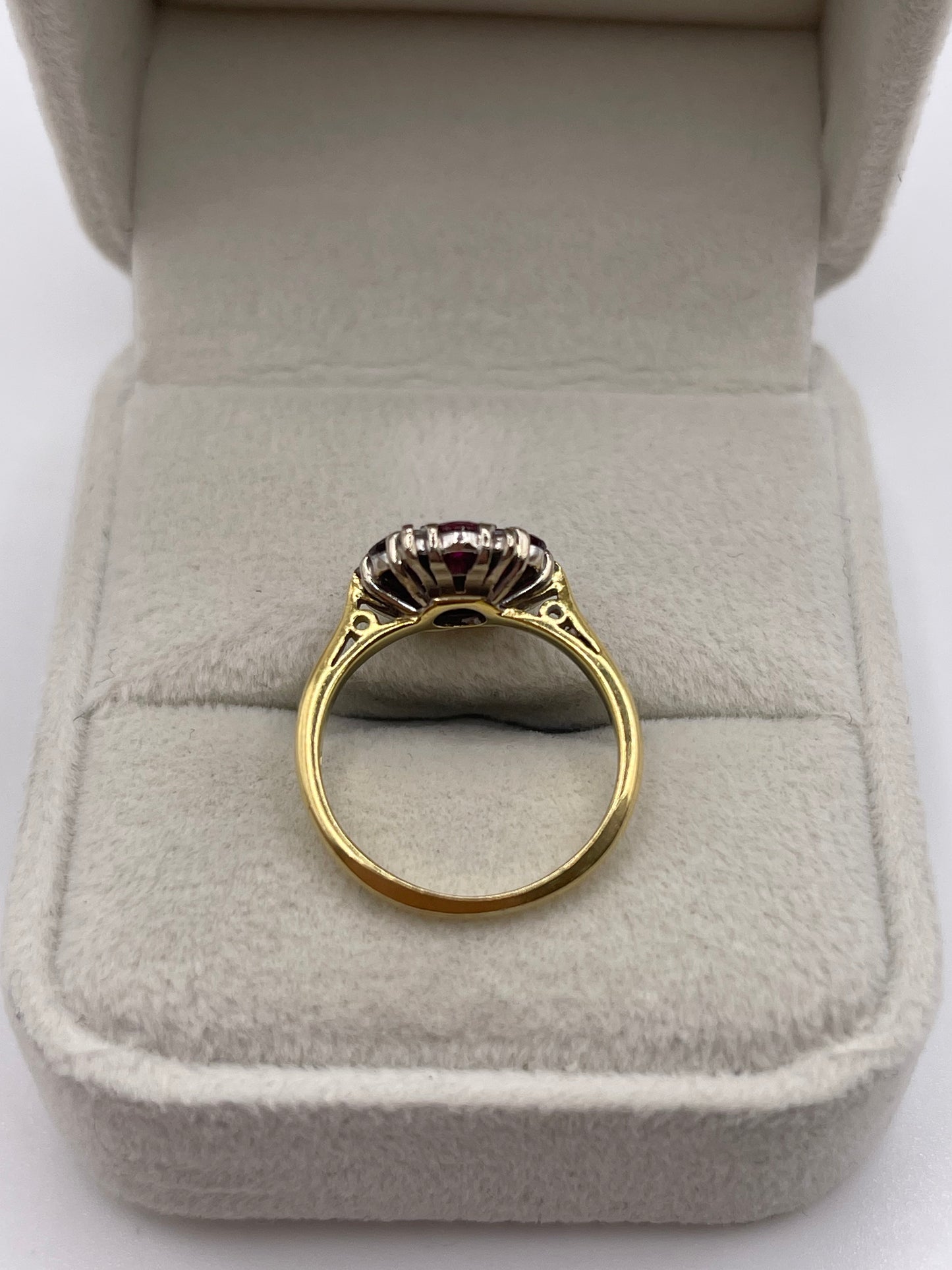 18ct gold ruby and diamond ring