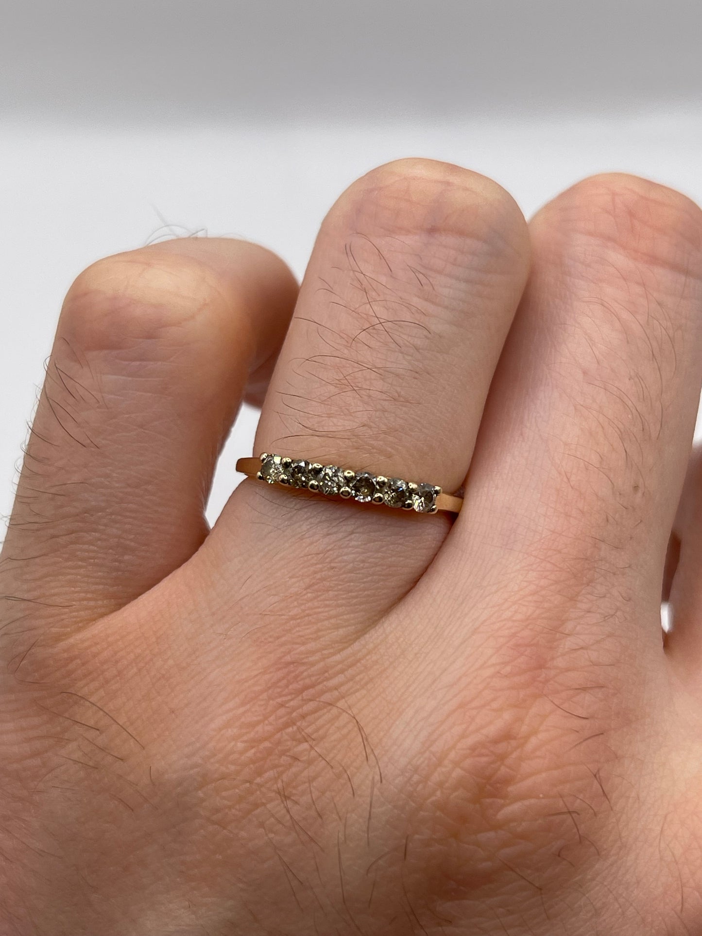 9ct gold cognac diamond ring