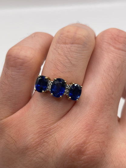 9ct gold kyanite and diamond ring