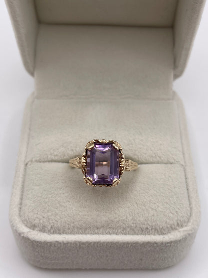 9ct gold amethyst ring