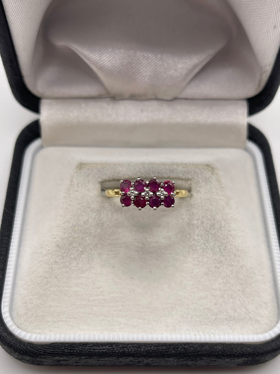 18ct gold ruby and diamond ring