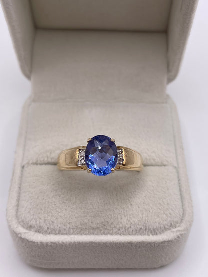 9ct gold fluorite and diamond ring