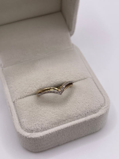 9ct gold diamond wishbone ring