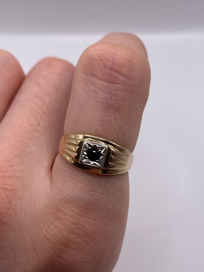 9ct gold sapphire signet ring