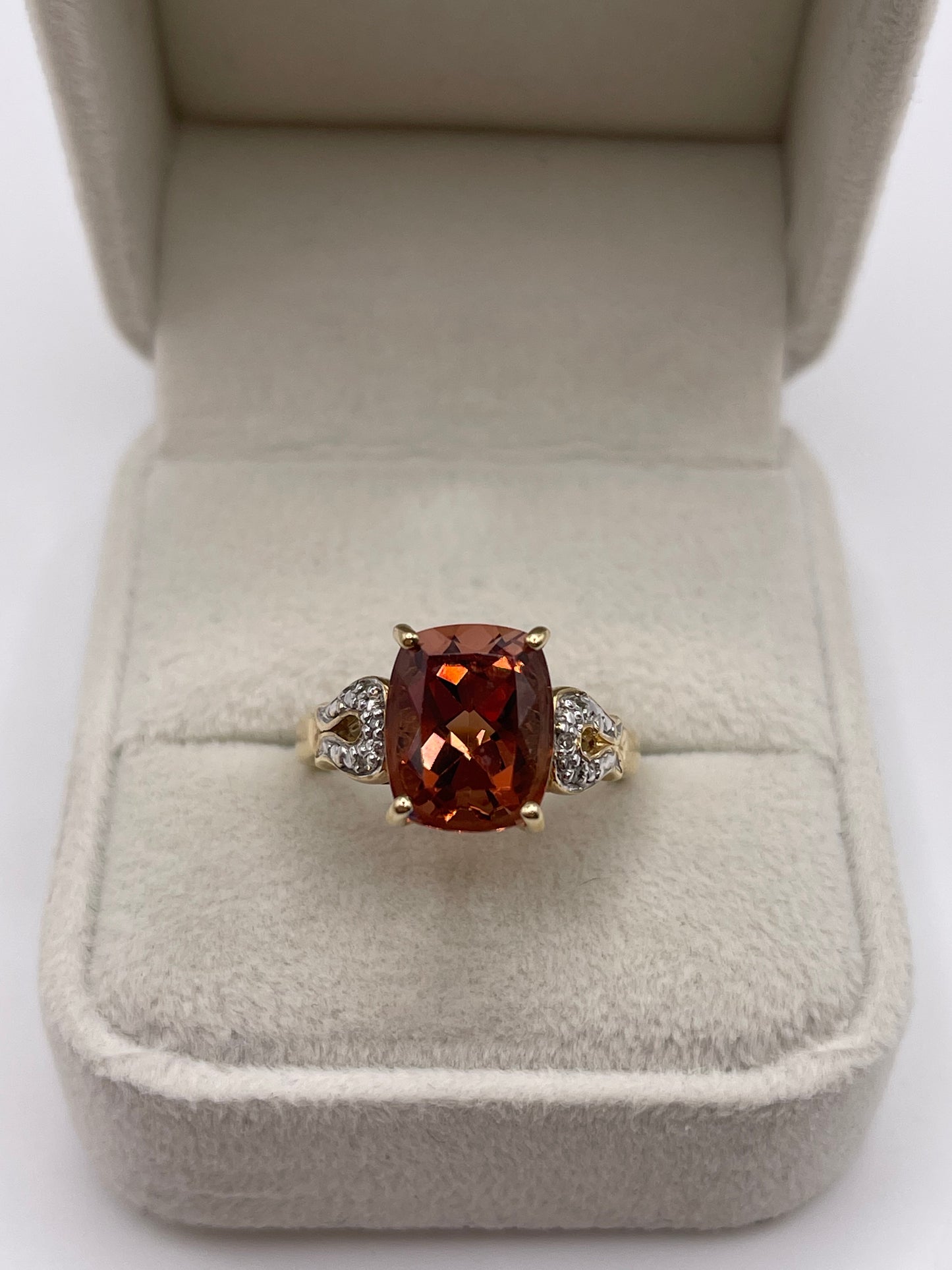 9ct gold tourmaline and diamond ring