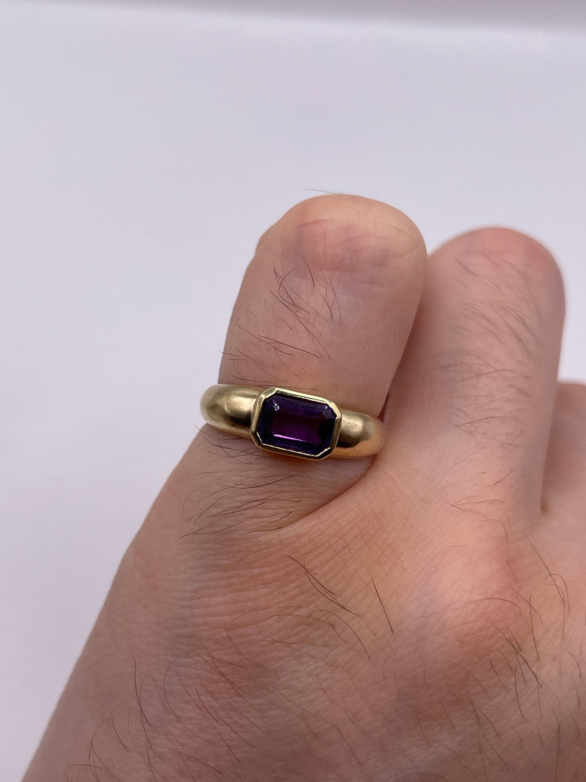 9ct gold amethyst ring