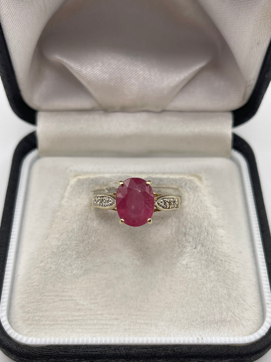 9ct gold ruby and diamond ring