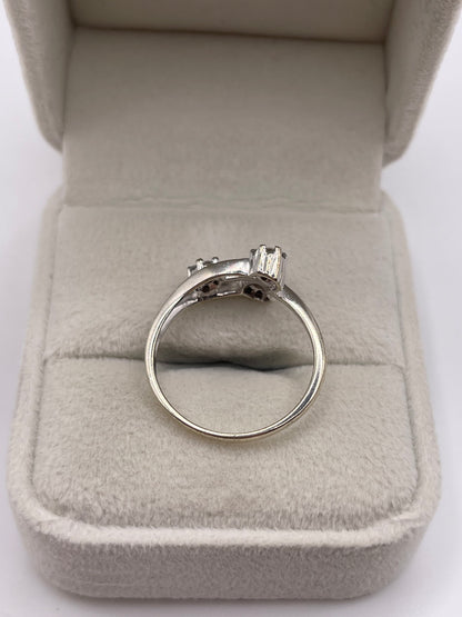 9ct white gold diamond cluster ring