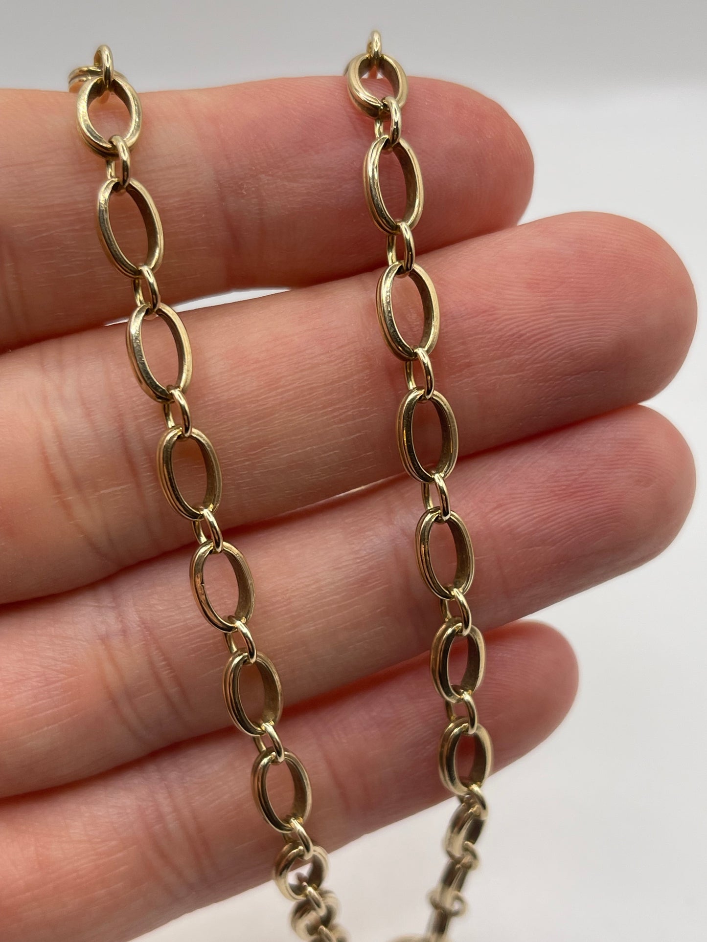 9ct gold chain 229