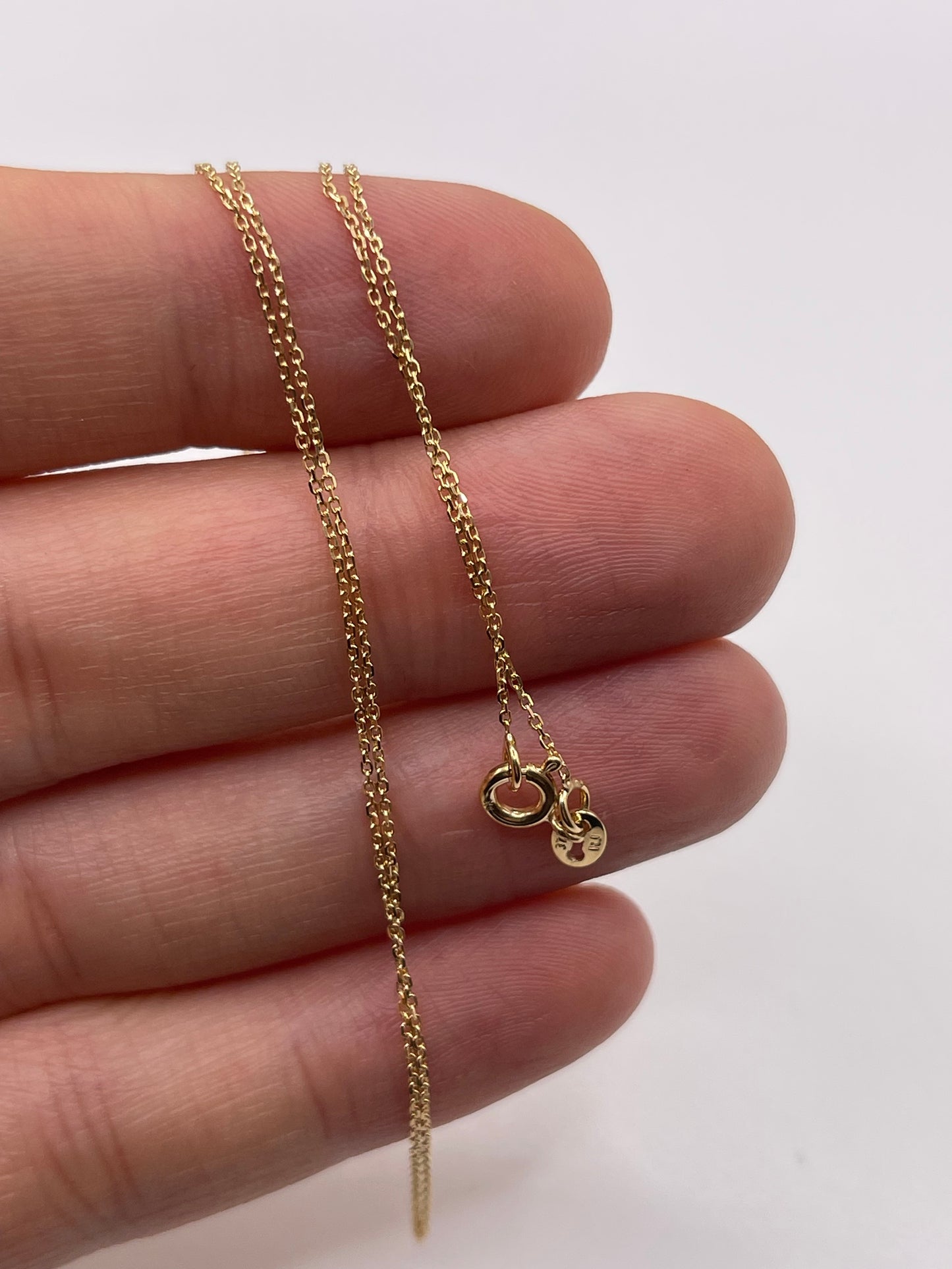 9ct gold chain 329