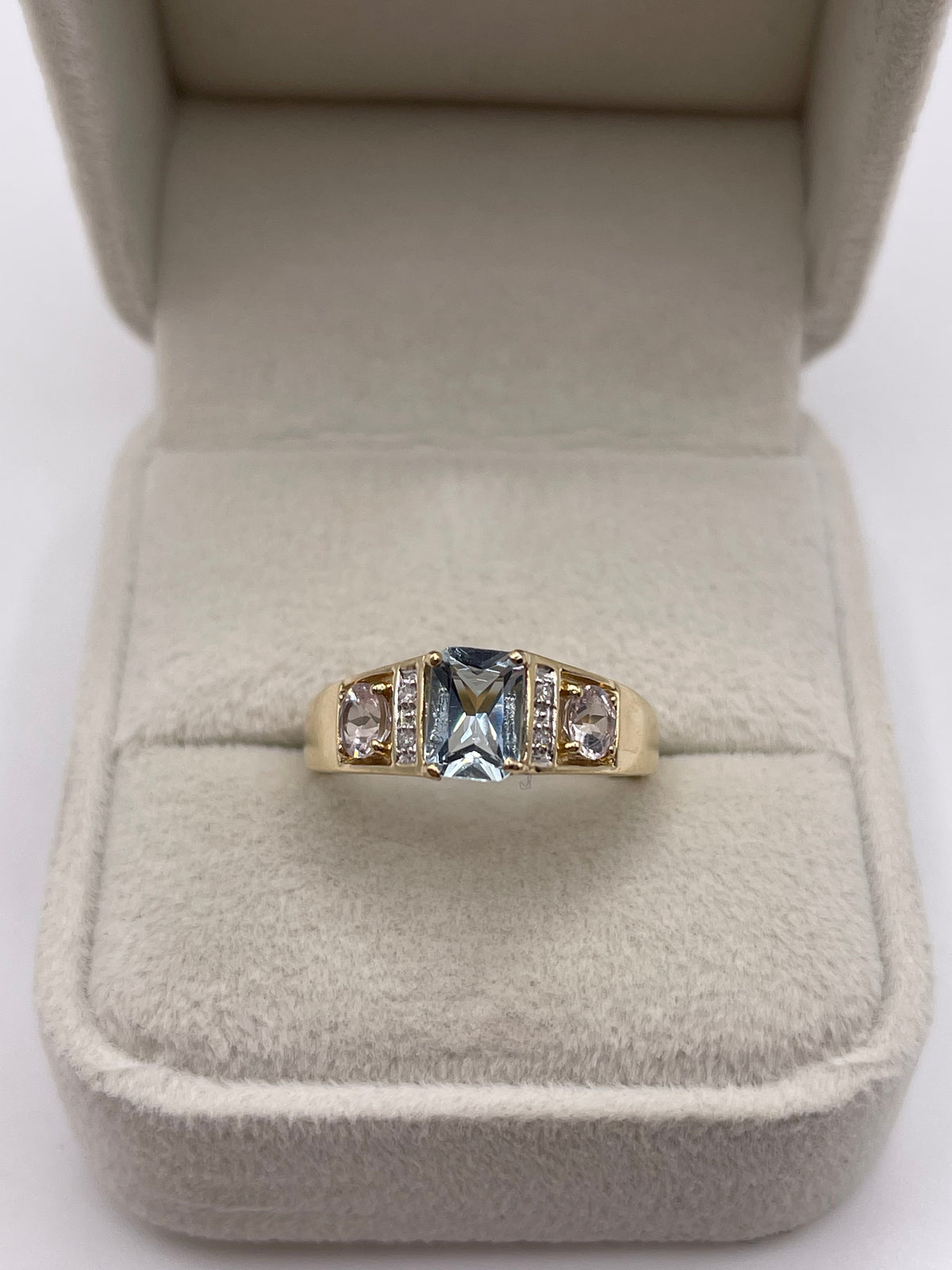 9ct gold aquamarine, kunzite and diamond ring
