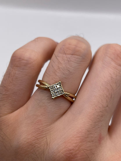 9ct gold diamond ring