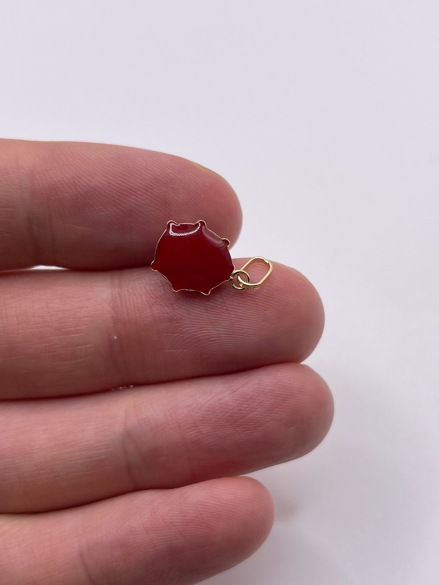 9ct gold enamelled ladybird charm