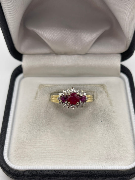 18ct gold ruby and diamond ring
