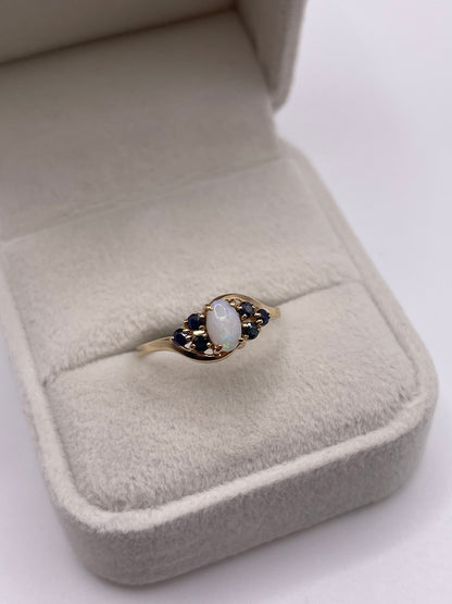 9ct gold opal and sapphire ring