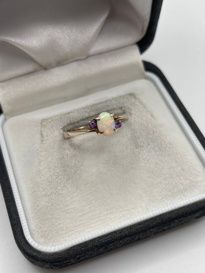 9ct gold opal and amethyst ring