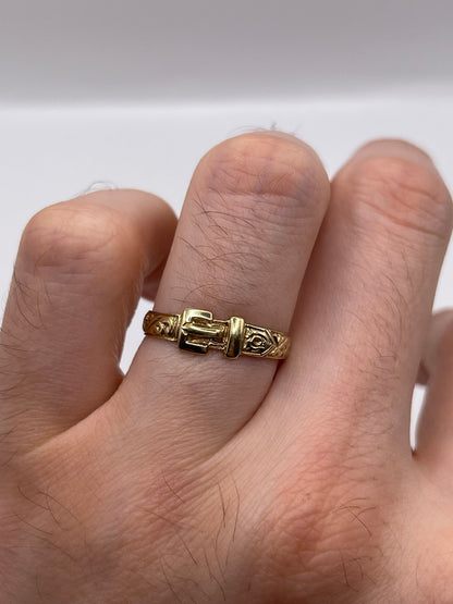 9ct gold buckle ring