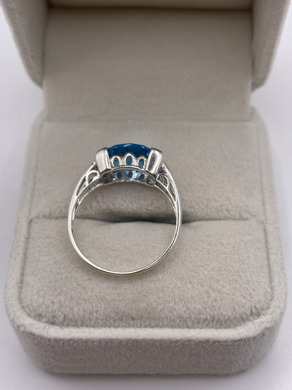 9ct white gold topaz and diamond ring