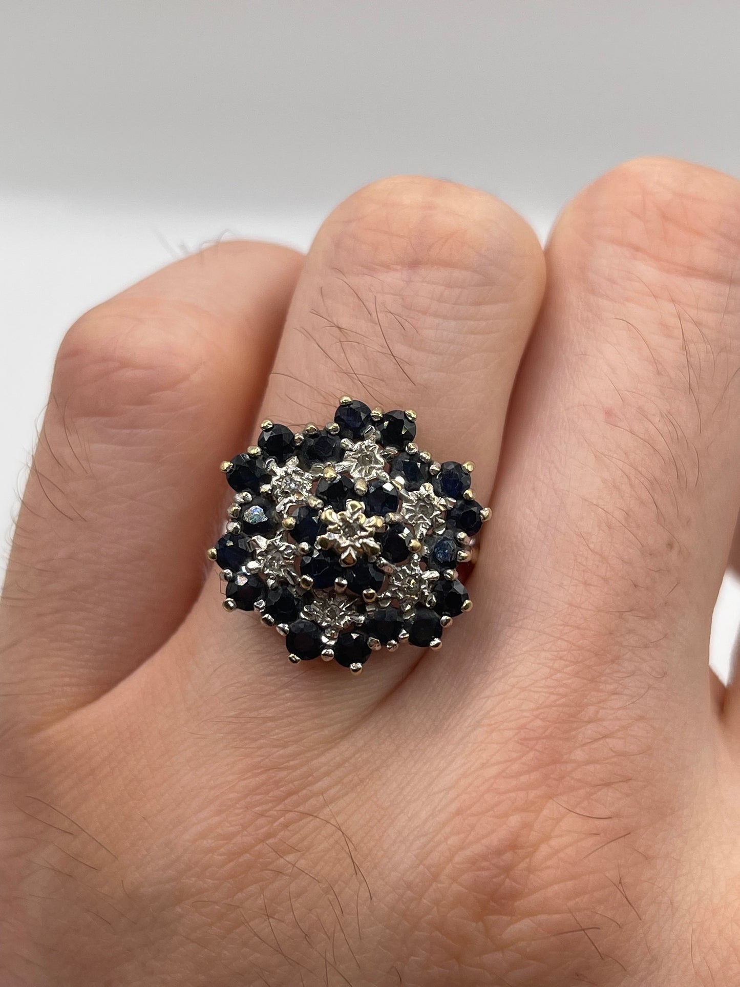 9ct gold sapphire and diamond ring