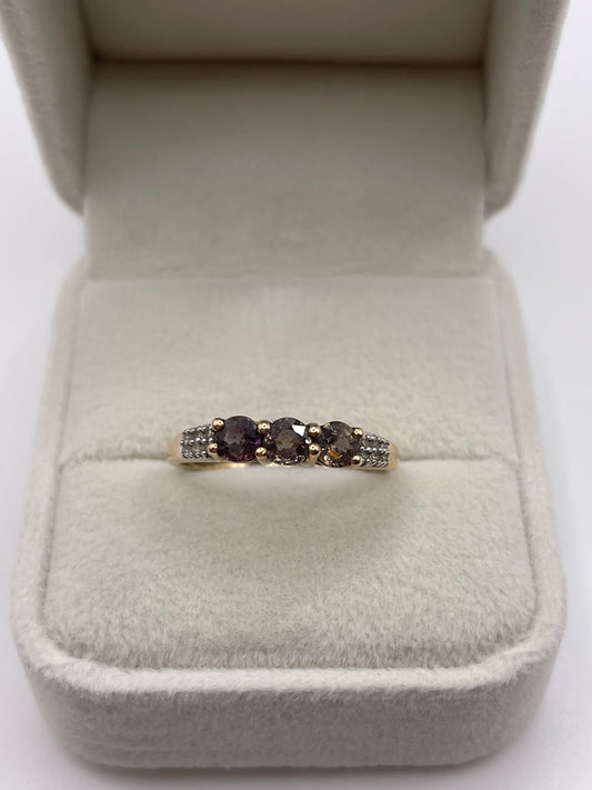 9ct gold quartz and diamond ring