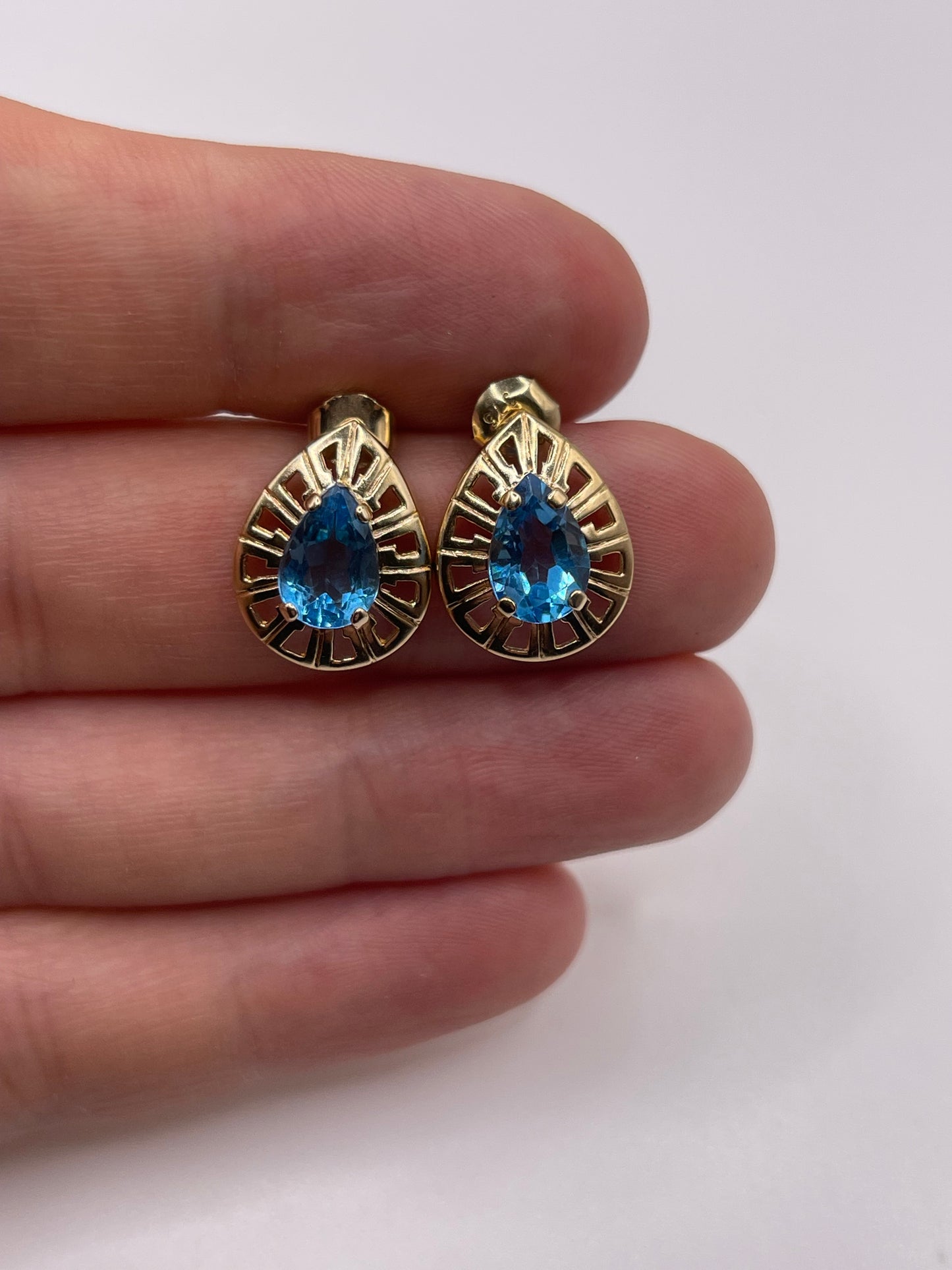 9ct gold blue topaz earrings