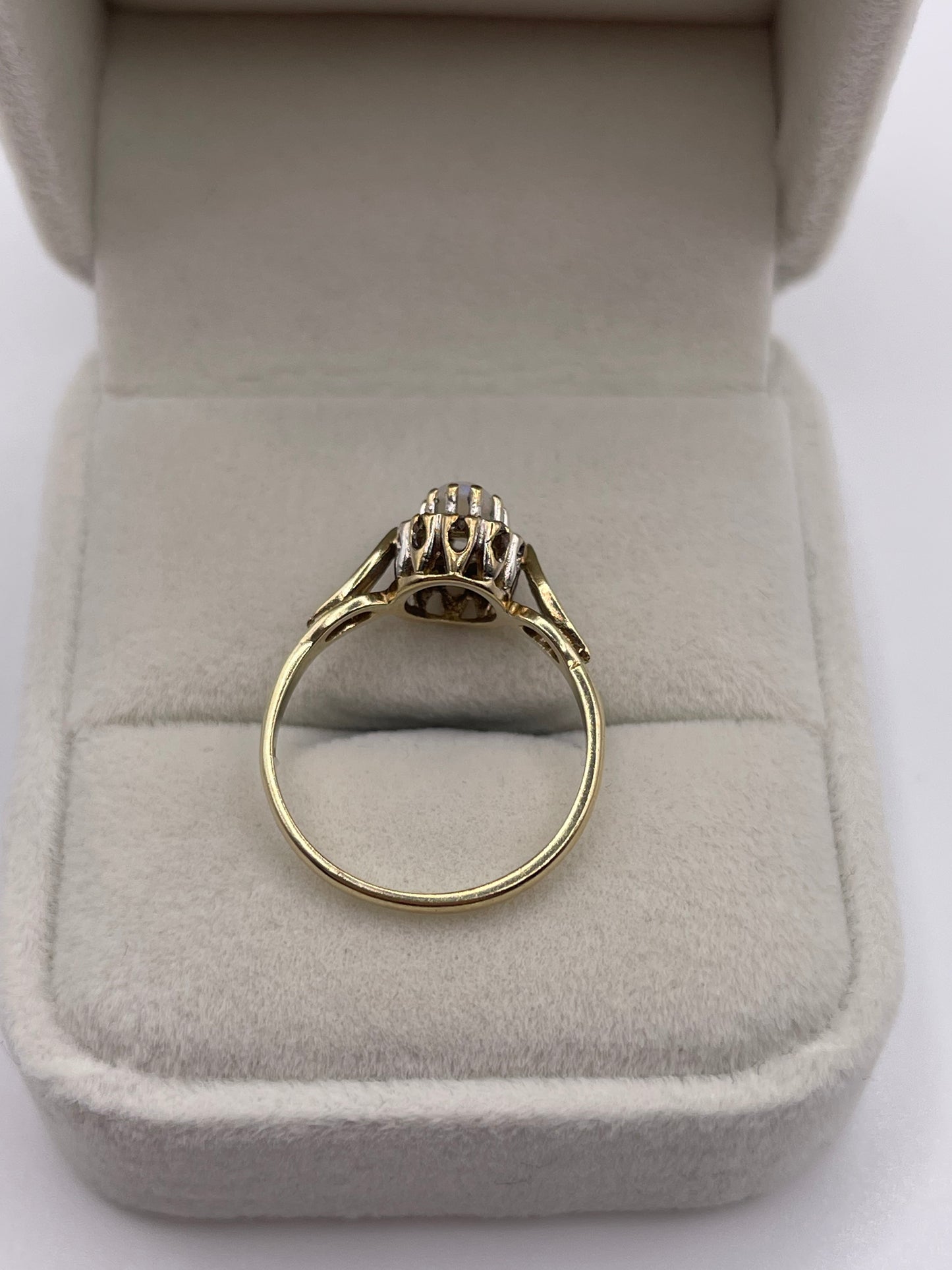 9ct gold opal and diamond ring