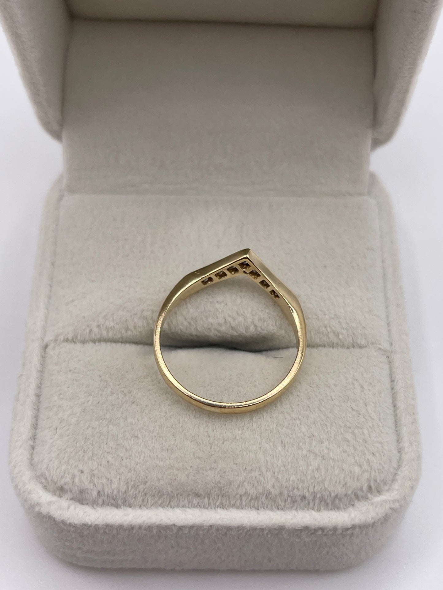 9ct gold diamond wishbone ring